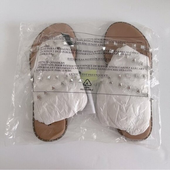 Torrid - Women's Studded Strap Sandal - Clear. Size: 8.5 WW. (1670) - Picture 2 of 14